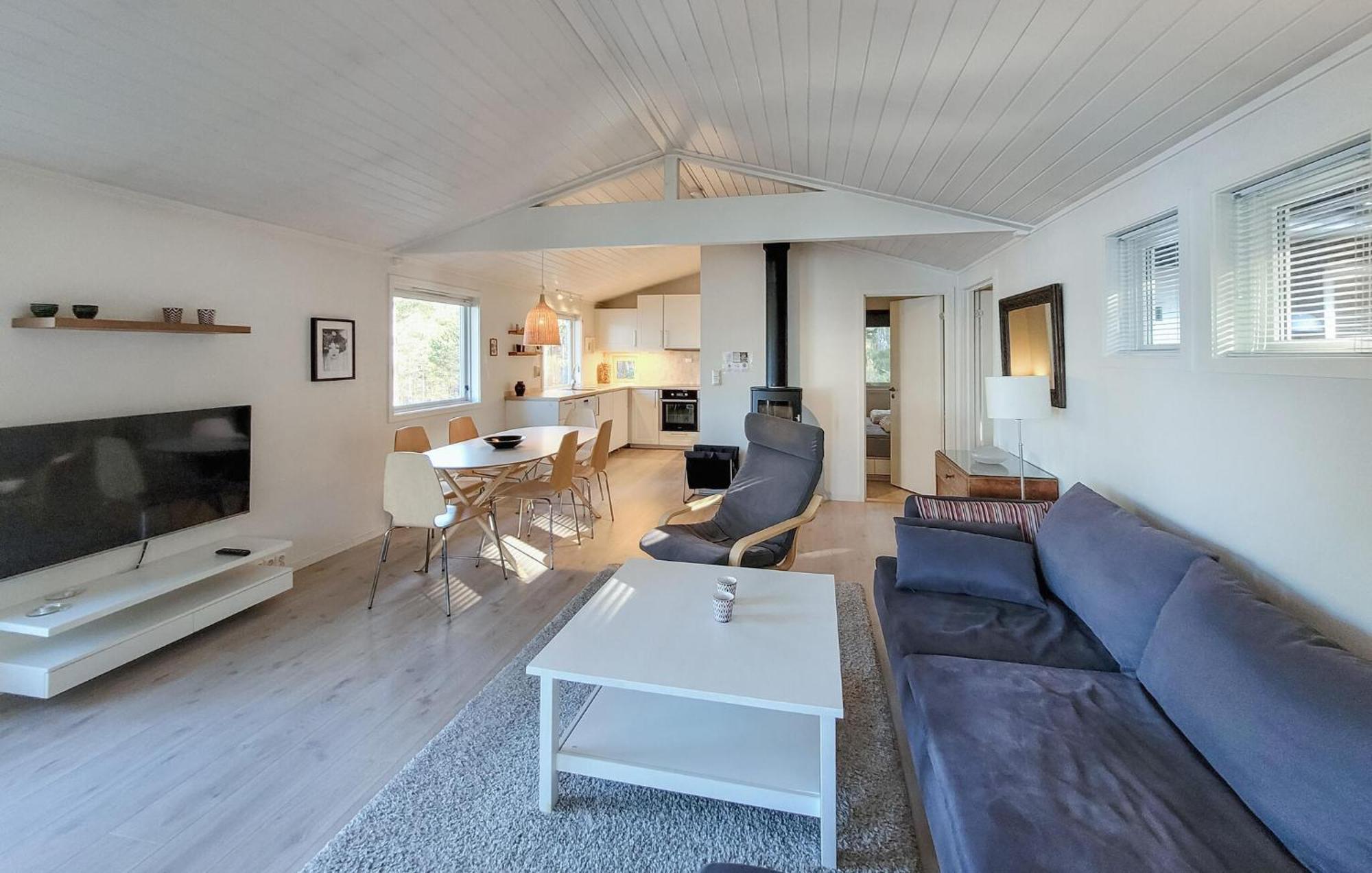 Gorgeous Home In Jorpeland With House Sea View ภายนอก รูปภาพ